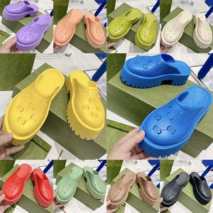 2023 Luxusmarke Designer Damen Plattform Perforierte G Sandal Hausschuhe aus transparenten Materialien Modische sexy schöne Sunny Beach Schuhe EU35-4 C6bN #
