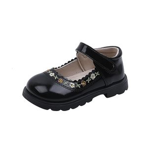 Första Walkers Dimi Spring/Summer Baby Girl Shoes Microfiber läder Princess Shoes Fashion Soft Flat Flower Spädbarn Toddler Shoes 230314