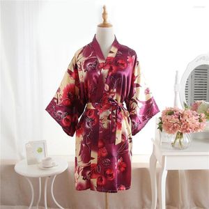 Women's Sleepwear Brand Designer Women's Summer Lounge Robe Lady Sexig hemklänning Satin Kimono Nightgown Loose Bathrobe D124-010