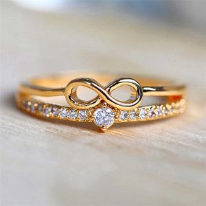 Solitaire Ring Huitan Chic Shape Finger Ring para mulheres Infinito sinal cúbico Anéis