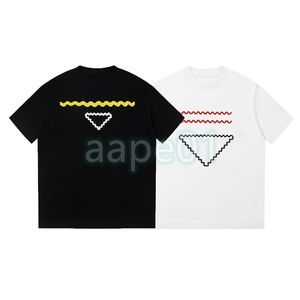 デザイン高級メンズ Tシャツシンプルなライン三角形刺繍半袖夏通気性 Tシャツカジュアルカップルトップ黒、白