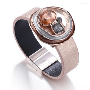 Armreif Elegante Leder Magnetische Schnalle Armbänder Für Frauen 2023 Mode Metall Charme Damen Böhmischen Breiten Wrap Armband Partei Schmuck