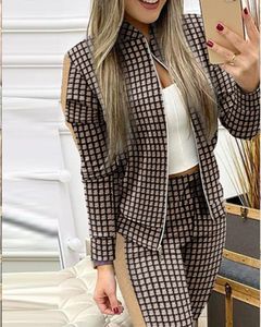 Kvinnors tvåbitar byxor Set Woman 2 Pieces Trouser Suits Picks Jacket Pants Tracksuit Women Patchwork Sportwear Casual Female Jogging Plus Size XL 230313