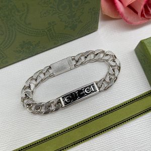 Braccialetto di design di lusso Catena Charm Doppia lettera Hip Hop Donna Bracciali da uomo Catena cubana Bracciale in acciaio inossidabile Bracciale coppia gioielli