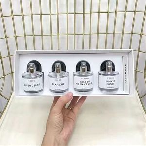 Kobiety perfumy Byredo 30 ml Zestaw perfum 4PCS Super Cedar Blanche Rose of No Mans Land Edp Zapach długotrwały zapach spray parfum w kolorze wodnym pudełko prezentowe