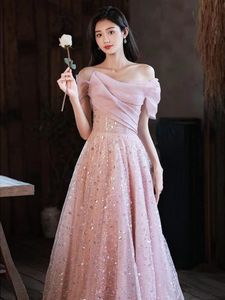 Abiti da festa Abiti da celebrità rosa di lusso Abiti da donna con paillettes con spalle scoperte Scollo a barchetta Impero A-Line Abiti da cerimonia per banchetti con lacci lunghi fino al pavimento 230314