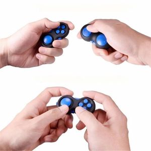 Game Fidget Pad Stress Reliever Squeeze Fun Magic Skrivbordsleksakshandtag Leksaker Avlastning Tryckleksak Regnbåge Pussel i konstiga former 50st