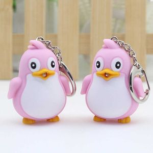 Schlüsselanhänger Neuer süßer Pinguin-Schlüsselanhänger LED-Taschenlampe mit Sound-Licht Schlüsselanhänger Kinderspielzeug Geschenk Spaßtier Schlüsselanhänger Fashlight Schlüsselanhänger L230314