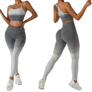 Conjunto ativo conjunto de duas peças feminino de ioga dip esportiva de tinta esportiva esportiva escavada de leggings gradiente de ginástica de ginástica de ginástica