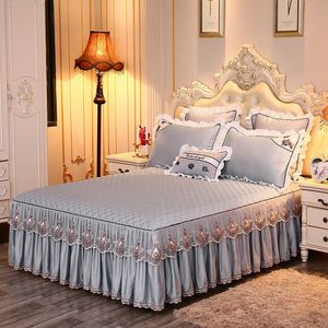 Saia de cama cor sólida cor grossa de cama acolchoada na cama travesseiro cinza renda de câmara de cama conjunta princesa colchão de colchão home têxtil 230314