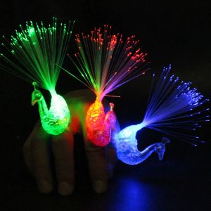 Guanti LED colorati Luminanza Bagliore Flash luminoso Lampeggiante pavone LED Finger Light Toy per bambini Decorazione per feste Regali