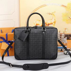 S Men Business Portcase Shoulder Voyage Handbag Computer äkta läder Mens Kvalitet Handväskor Tote med Postman Messenger Bag Laptop Bag