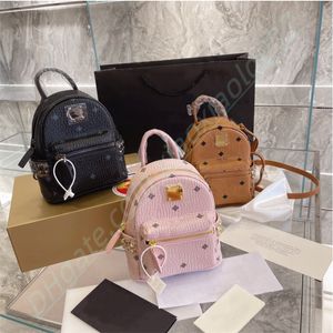 Luxurys الكتف حقيبة MC MC Fashion Fashion حقائب اليد أعلى جودة جودة Stark Side STUDS MINI Backpack Mens Leather Cross Body Back Back Tote Hobo حتى محافظ أكياس المدرسة