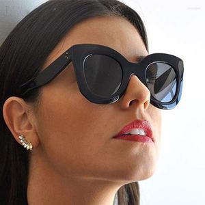 Güneş gözlüğü moda dişi perçin gölgeleri büyük çerçeve tarzı kadınlar tasarımcısı vintage güneş gözlükleri maksimum glasizsunglassessunglasses