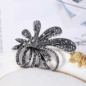 Pins Broschen Rhinone Bla Blumenbroschen für Frauen Vintage Antik Brosche Pin Elegante exquisite Broches NeujahrsgeschenkL230315