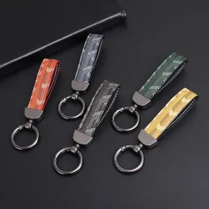 Designers 2023 Amante da Moda Chaveiros anéis Azul Vermelho Lanyards para anel Marca de Designer de Luxo Chaveiro Verde Homens Carro Chaveiro Feminino Chaveiro Bolsas Pingente 03