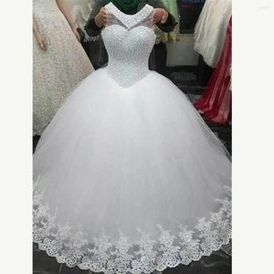 Wedding Dress 2023 Tulle Scoop Neckline Ball Gown Dresses With Pearls Beading Sleeveless Lace Appliques Bridal Gowns For Women