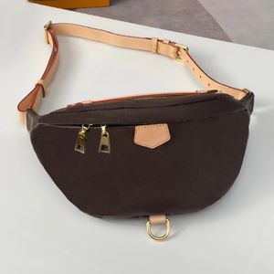 Designers Luxury Handväskor Fanny Pack Midjeväska Kvinnor M43644 Bumbag Belt bröstficka Crossbody Bum Bag Män äkta läderfärg Byte