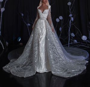 Sparkly Mermaid Wedding Dresses Long Sleeves V Neck Appliques Sparkly Sequins Beaded Detachable Train Floor Length Lace Bridal Gowns Custom Made abiti da sposa