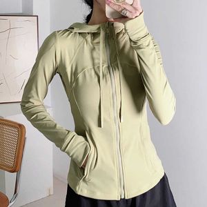 Solid Colo Lu New Womens Sports Långärmad gym Elastisk träningskläder Lulu Womens Yoga Jacket Solid Color Top Casual Tight Gym Perfekt