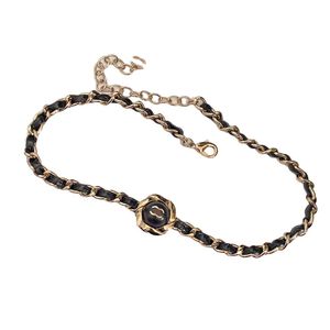 Gargantilhas de grife de luxo colar de ouro feminino colar de gargantilha de couro 925 banhado a prata cobre carta pingente colares para mulheres jóias