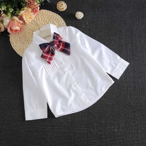 Set di abbigliamento Primavera Estate Completo da ragazza Abbigliamento casual Autunno stile britannico Camicia bianca pura Gonna scozzese Uniforme scolastica per bambini