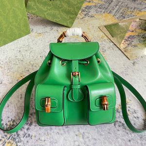 Ryggsäckväska kvinnor designer handväskor crossbody axelväskor äkta läder tote stor kapacitet två bambu topphandtag ryggsäckar handväska