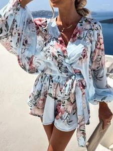Kvinnors träningsdräkter Fashion Print v Neck Tie Lantern Sleeve Loose Two Piece Set Casual Top Shorts Holiday Suits Women 2023 Summer Chiffon