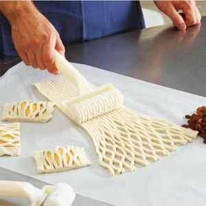 Baking Tools Quality Plastic Tool Cookie Pie Pizza Pastry Lattice Roller Cutter Craft Free Shiping