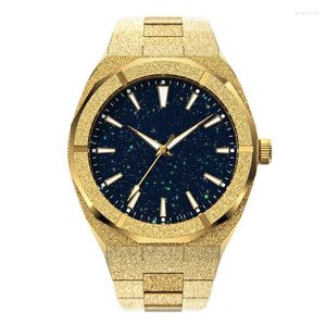 Relógios de pulso 18K Gold Quartz Analógico Relógio de pulso para homens de alta qualidade Moda Fosada de pó de poeira Aço inoxidável