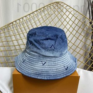 Breda randen hattar hink designer luxurys designers hatt toppkvalitet fritid mössa kvinnor mode gradient casual fiskare mössor mens klassiska och mångsidiga monterade ypu7