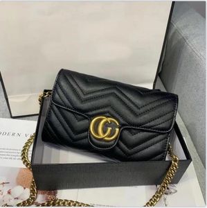 Guing Cuno Yüksek Kaliteli çanta çantalar Kadın Pu Deri Moda Küçük Altın Zincir Çanta Çapraz vücut Çanta Omuz Messenger Çanta crossbody çanta 20 cm