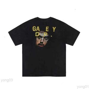 Mens T-shirts Gallerier Dept Designer Summer Gallary Shirt Vintage Wash Do Old Angel Skeleton Car Graffiti Print Loose Short Sleeve