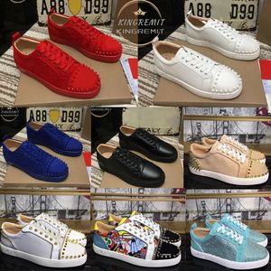 Toppkvalitets fritidsskor Dubbade Spikes Sneakers Män Kvinnor Sneakers Sneaker med låg topp Modeplattform Insider Designer Sneaker Low Cuede Mocka Sko med Box