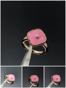 Fashion ring designer rosa Four Leaf Clover Rings gioielli per le donne regalo gioielli di lusso in acciaio inossidabile matrimonio