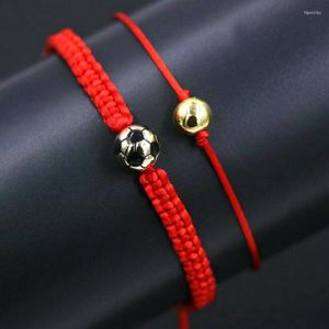 Bracelets de charme Estilo esportivo 2pcs/conjunto cobre 8mm Bracelete de futebol meninos e meninas mulheres vermelhas corda de rosca para o presente da sorte dos amantes