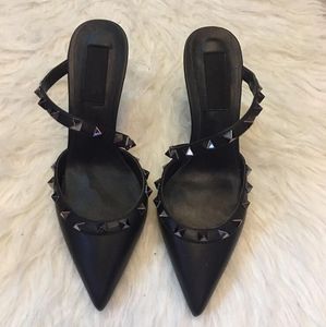 2023 brand female designer dress shoes new rivet pointed toe stiletto sandals female pointed toe high heel sandals