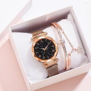 Armbandsur Ladies Watch Magnet Roman Luminous Two-Piece Set Armband Gift Quartz Reloj de Mujer