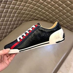 Luxury Men Men Luxurno Tênis Impressa Vintage Designer de Designer Slip-On Running Casual Shoes Lady Fashion Mixed Breathable Trainers MHJAAA GM7000002