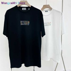 Wangcai01 DIY T-Shirt Baskı Kith T-Shirt Erkek Kadınlar 1 1 En Kalite Üstler Vintage Kith Tee Siyah Beyaz Kısa Seve T Shirt Yaz Büyük Boy 0316H23