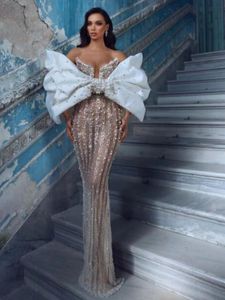 Abito da sera Yusuf Aljasmi fiocco zuhair Murad kim kardashian