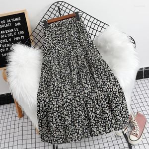 Skirts 2023 Spring Autumn Retro Cake High Waist Splicing Floral A Line Large Swing For Women Clothing Summer D1424