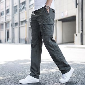 Spodnie duże rozmiary męskie spodnie dla męskich spodni prostej nogi spodni Mężczyźni luźne fit bawełniane letnie szerokie kombinezon męski boczny multi kieszeni duży rozmiar 230316