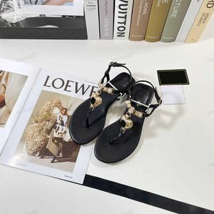 Estate 2023 Designer Sandals New Fashion Beach Sandals Women Channel Scarpe Black Top Quality Classics 8118