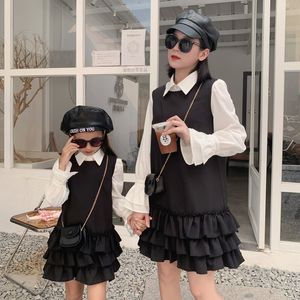 Family Matching Outfits Fashion Family Mum and Me Dress Fall Family Matching Outfit Clothing Black Dresses for Mother and Daughter Girls White Shirt 230316