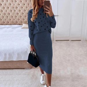 Zweiteiliger Dres-Rock-Anzug Streetwear-Bluse Lady Rollkragenpullover Casual Bodycon MidCalf 230316