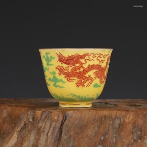Fincan tabakları chenghua sarı zemin kırmızı renk ejderha tasarımı küçük fincan antika koleksiyon süslemesi