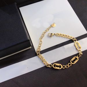 Nytt mode kvinnor Kedjearmband 18K guldpläterat armband Armband Manschett Kedja Rostfritt stål Lovers Present Bröllop Smycken Prydnad L053