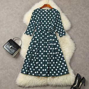 Vår 3/4 ärm rund nackklänning grön retro polka prick bälte peplum mitten av kalv eleganta avslappnade klänningar 22g112029