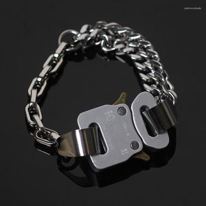 Braccialetti con ciondoli ALYX 1017 9SM Bracciale con cuciture a catena per uomini e donne Blocco funzionale Hip Hop Marchio di moda Accessori per gioielli tutto-fiammifero